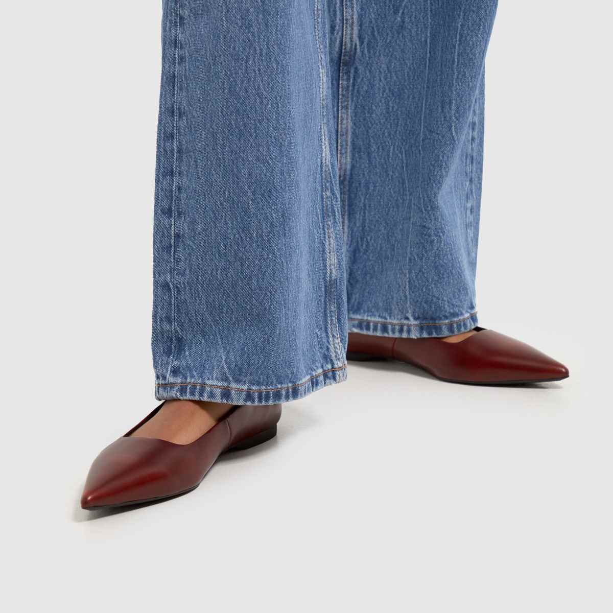 Vagabond Shoemakers – Hermine – Röda platta skor