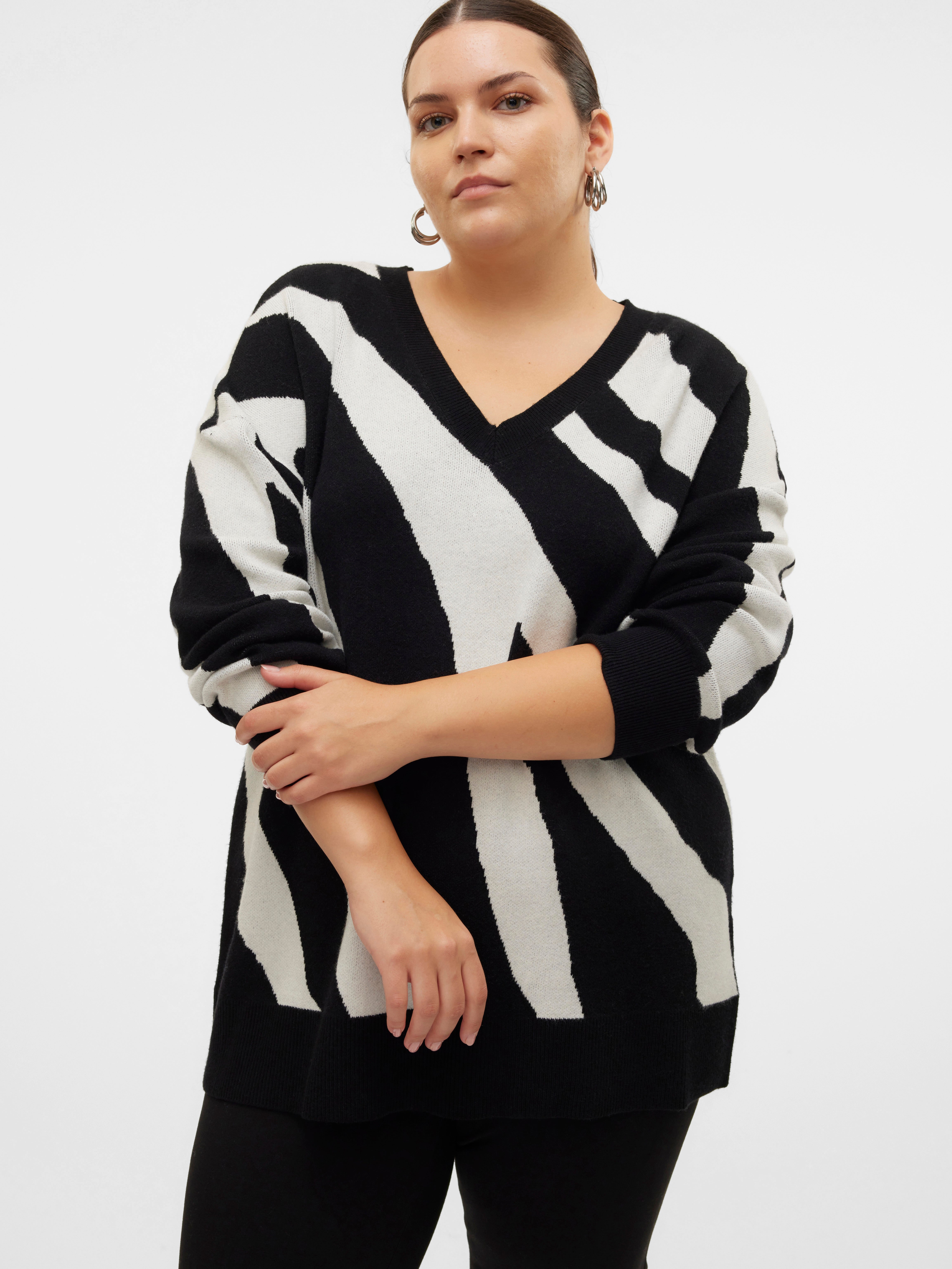 VMCNANCY Pullover