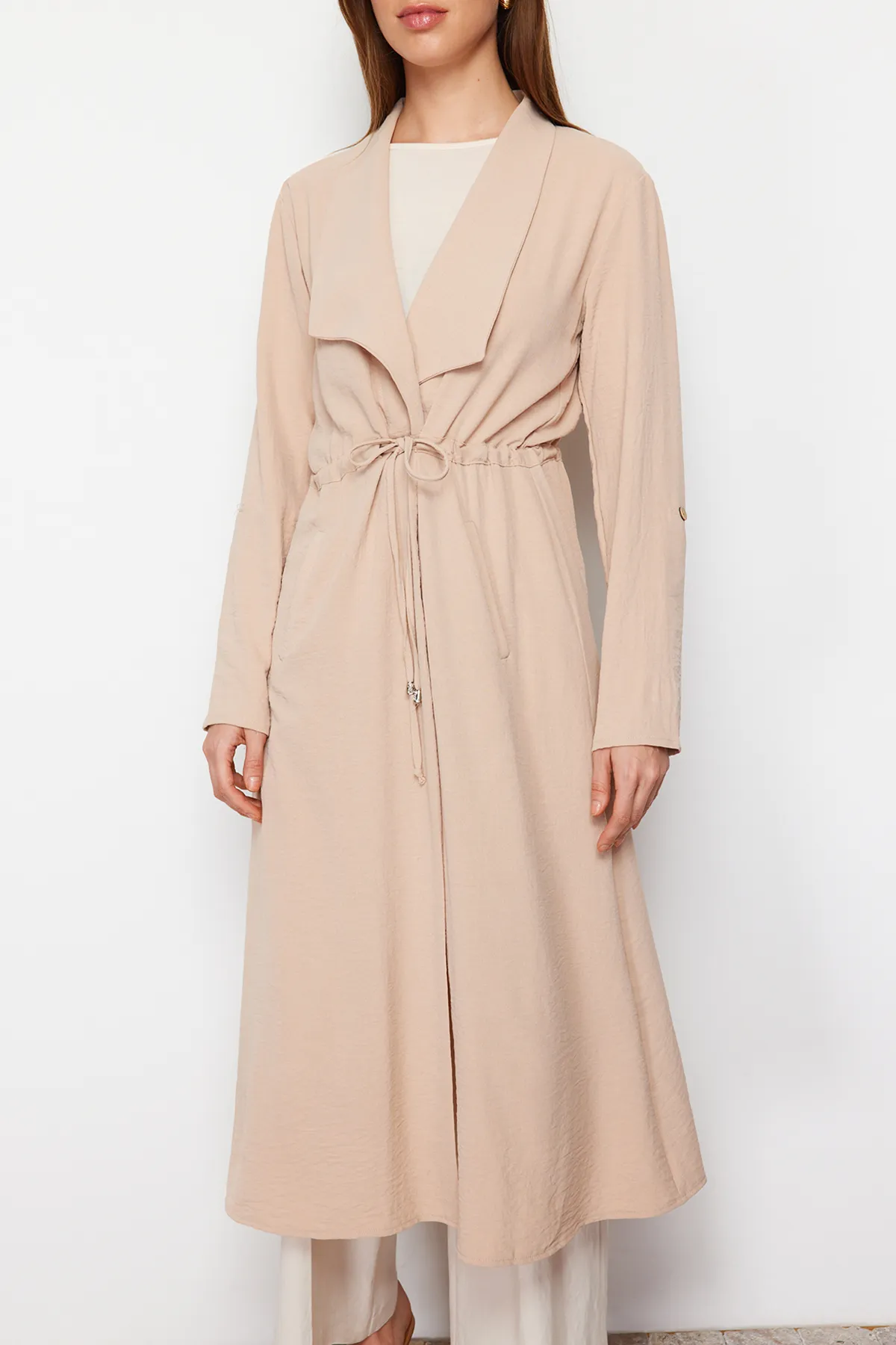 Trendyol Modest  Gewebte, mit Steinen verzierte, detaillierte Verschleißkappe und Ferace TCTSS21CE0400
