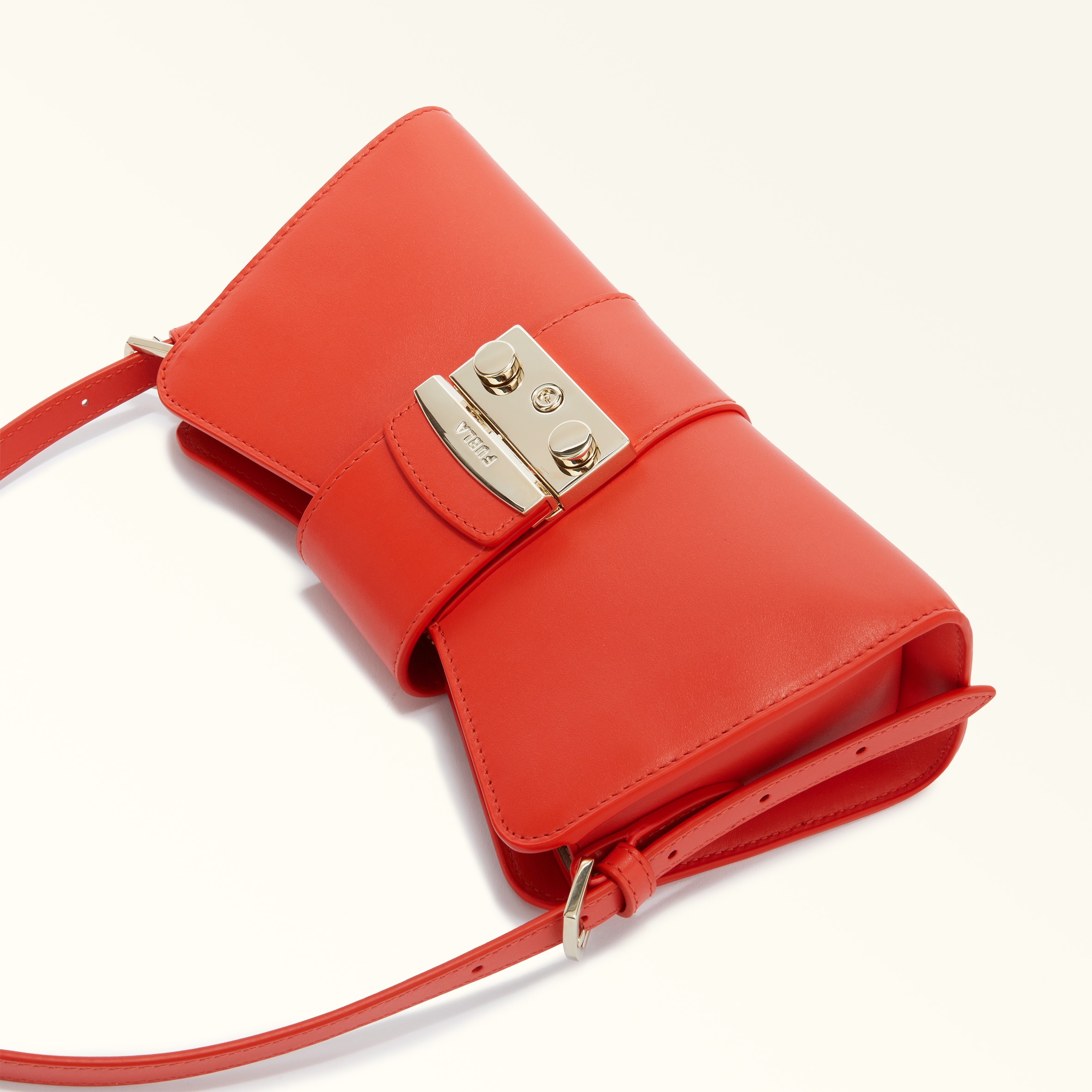 Furla Metropolis Remix