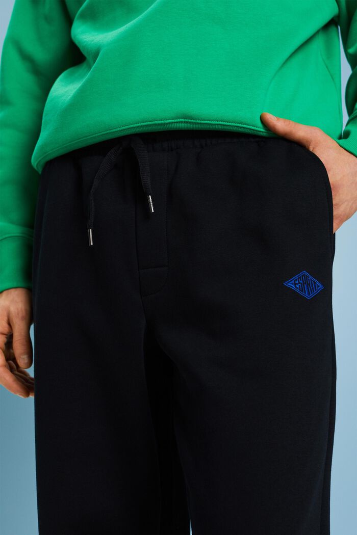 Bestickte Sweathose