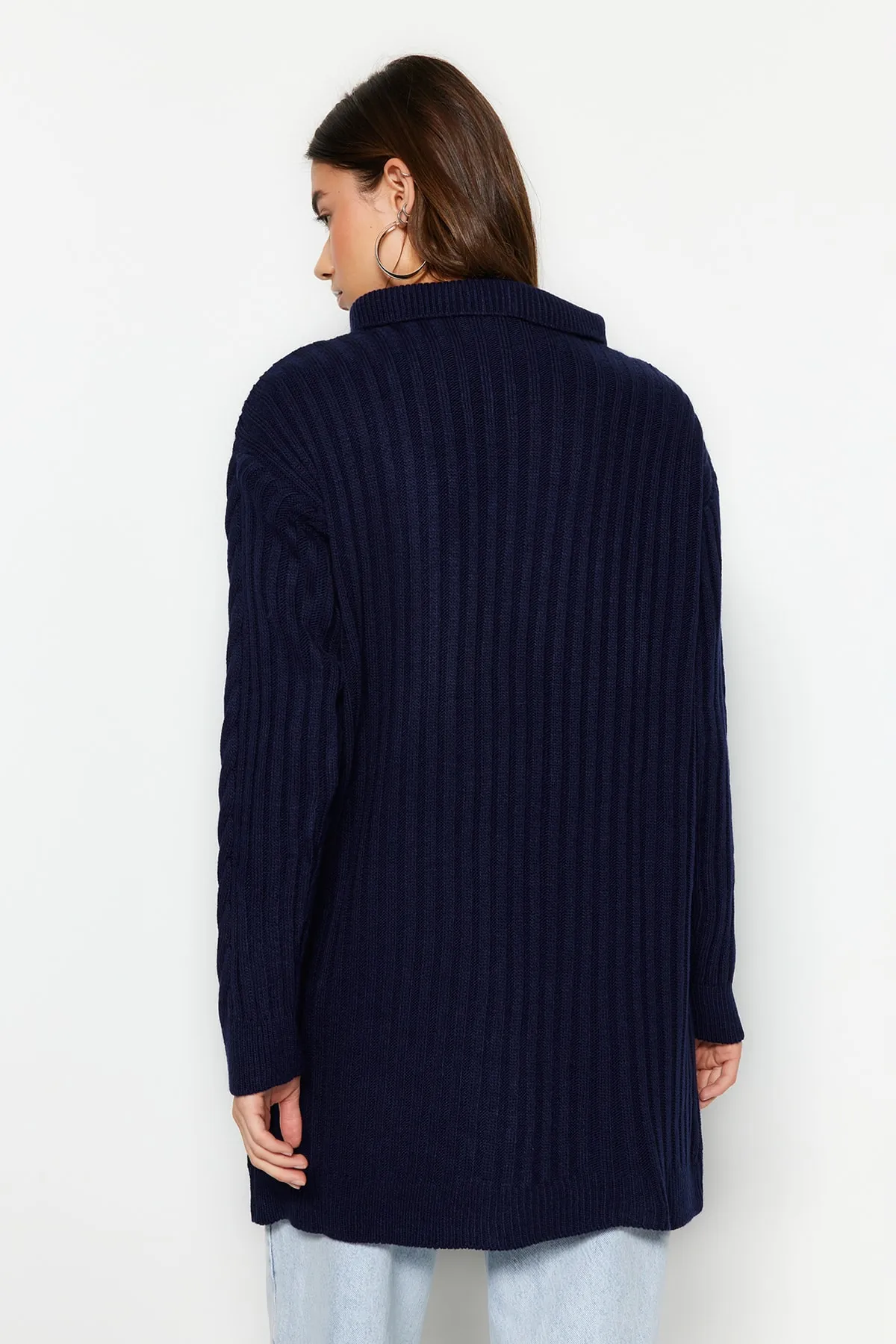 Trendyol Modest  Marineblauer Thessaloniki-Strickpullover mit Reißverschluss TCTAW23AK00017