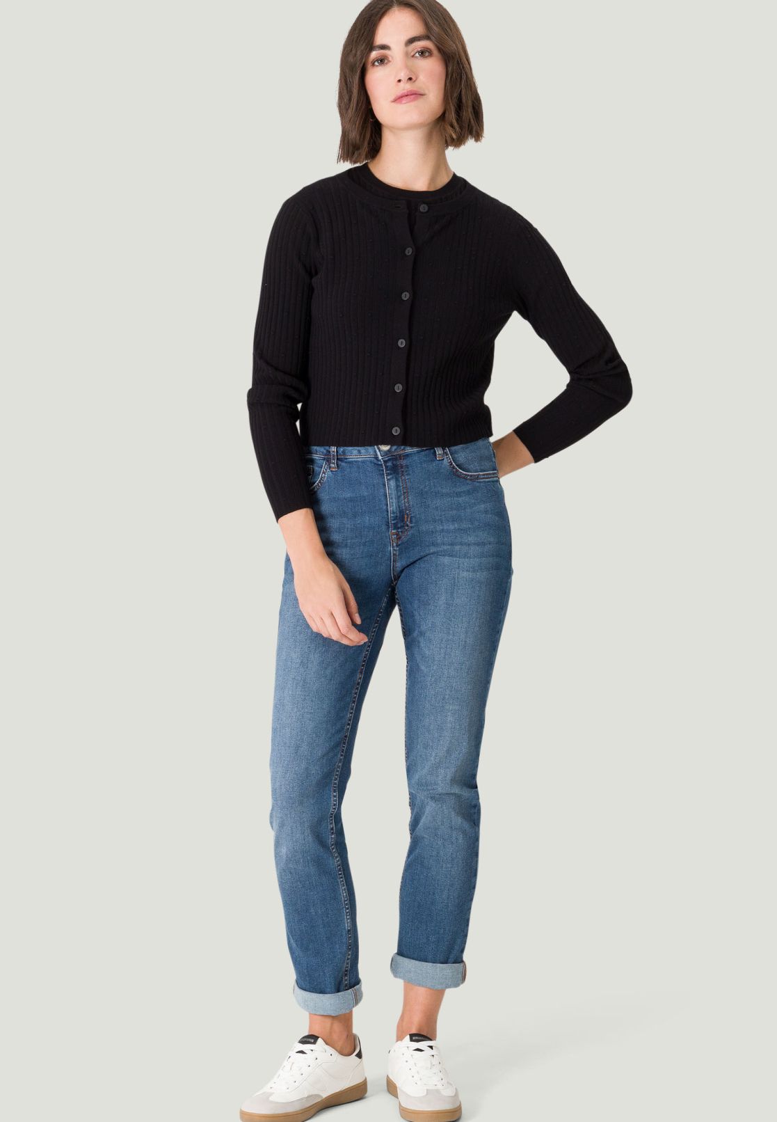 Strickjacke mit Rundausschnitt