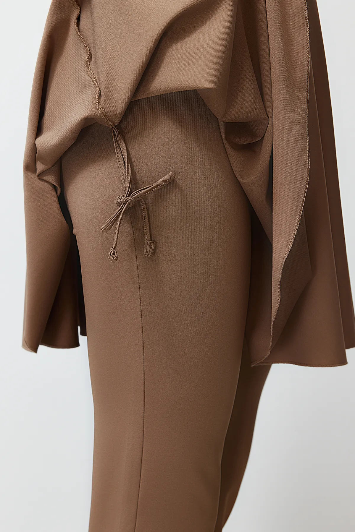 Trendyol Modest  Kamelfarbenes 3-teiliges, vollständig bedecktes Strandbekleidungs-Badeanzug-Set TCTSS24CF00006