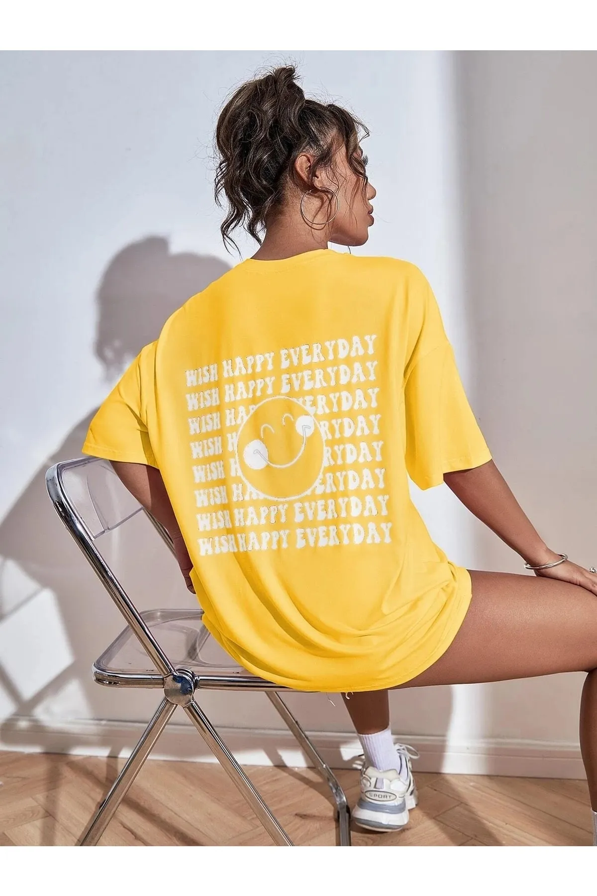 Know  Gelbes, bedrucktes Oversize-T-Shirt „Wish Happy Everyday“ für Damen