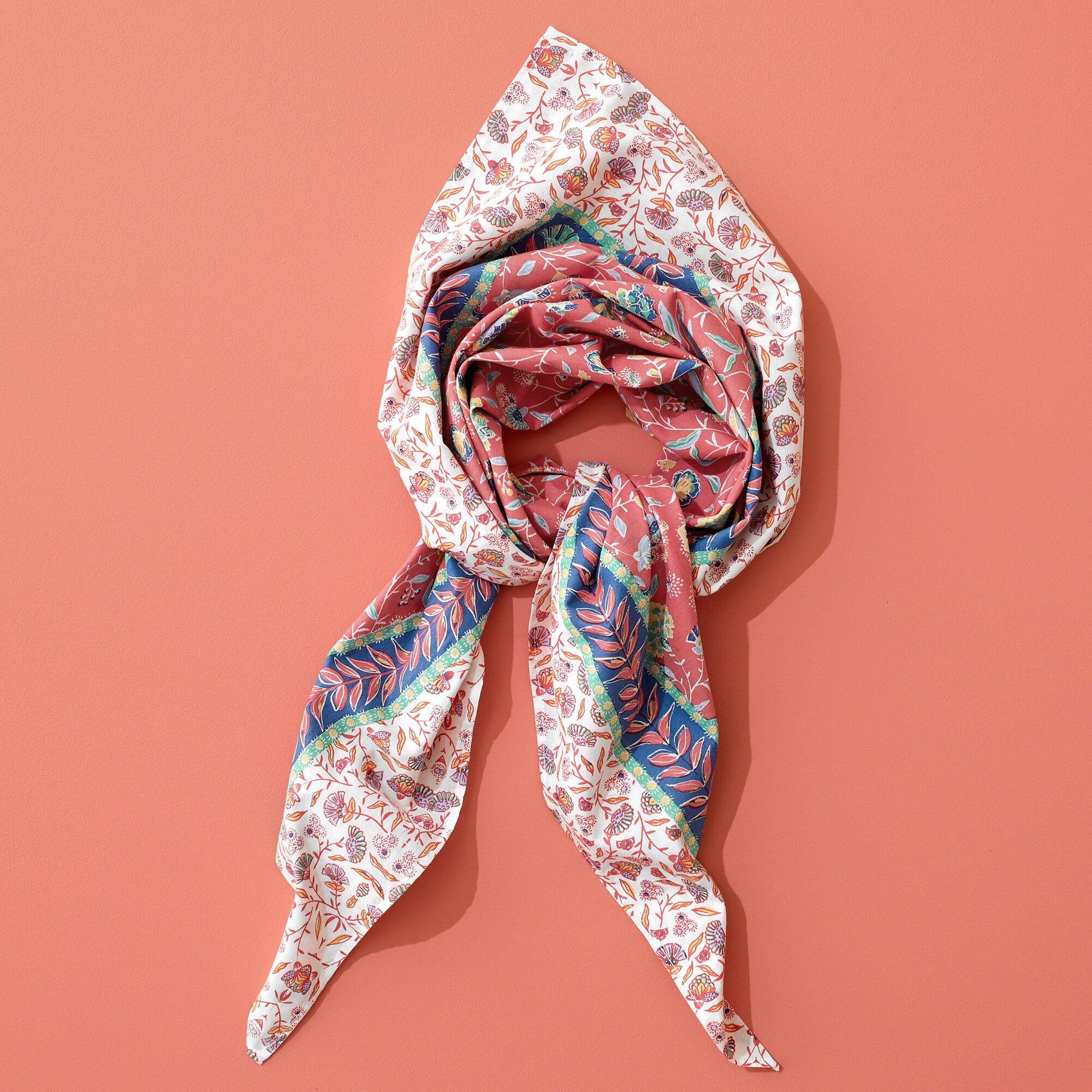 Foulard carré imprimé floral Indian Summer