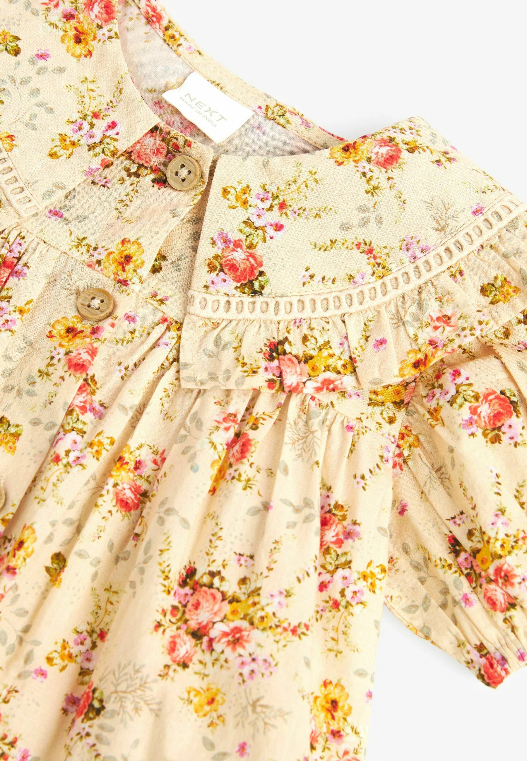 Siguiente vestido camisero