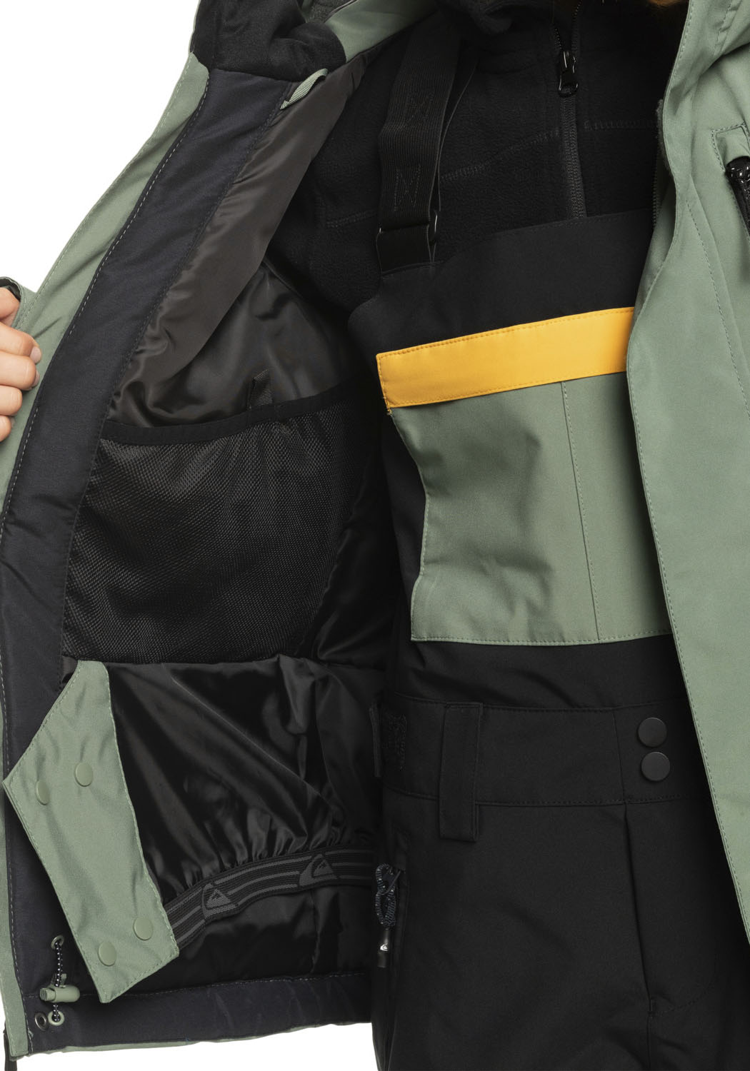 Outdoor jacket