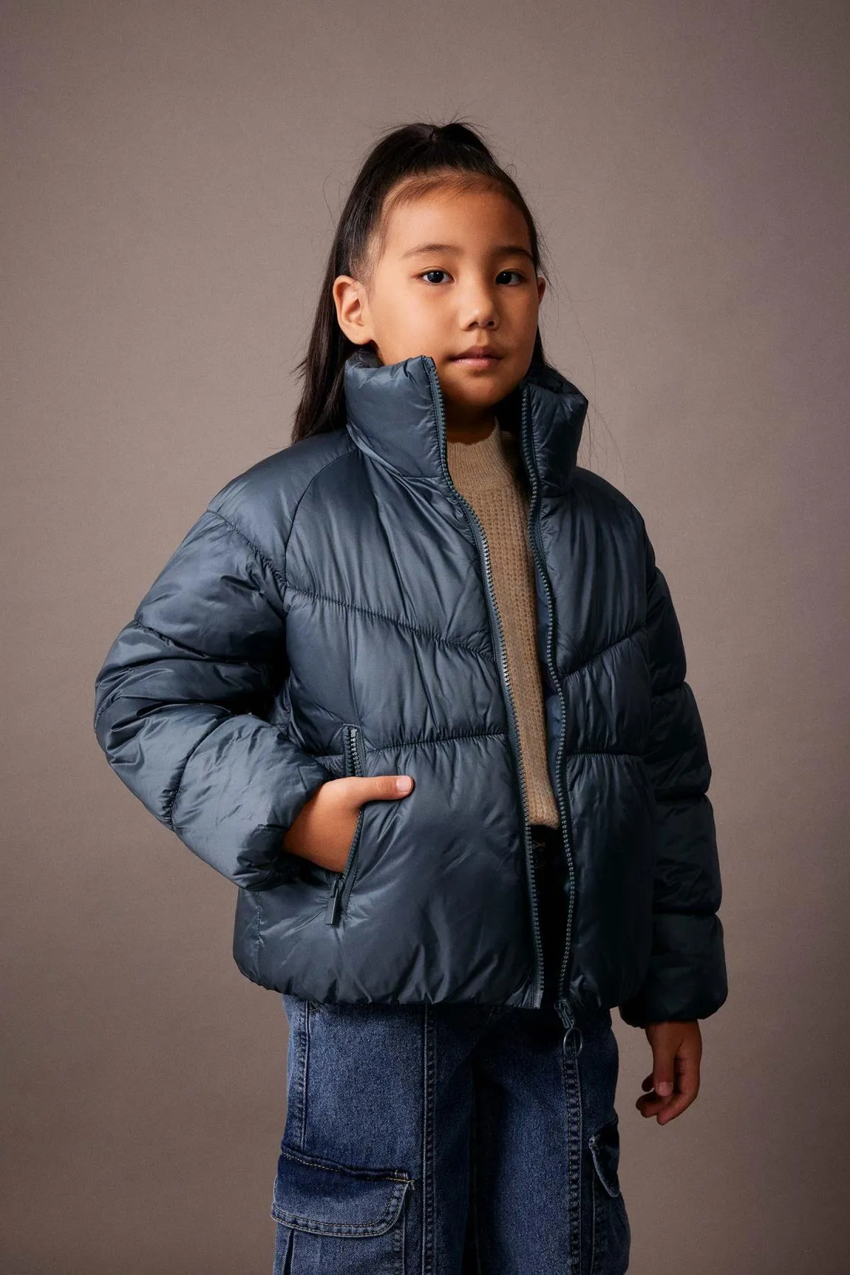 DeFacto  Wasserabweisende Pufferjacke mit Stehkragen und abnehmbaren Ärmeln für Mädchen A0837a823au