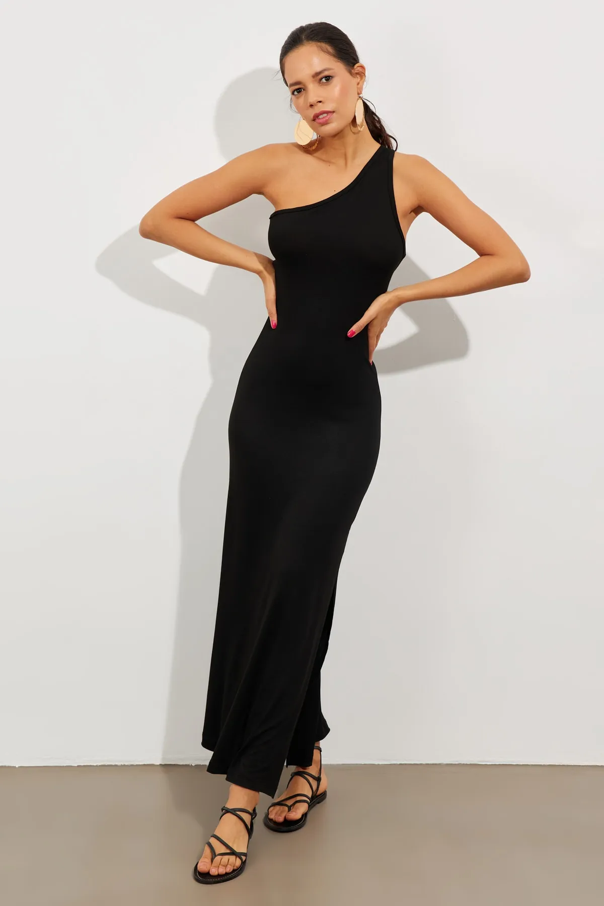 Cool & Sexy  Schwarzes One-Shoulder-Maxikleid mit Schlitz für Damen EY2498