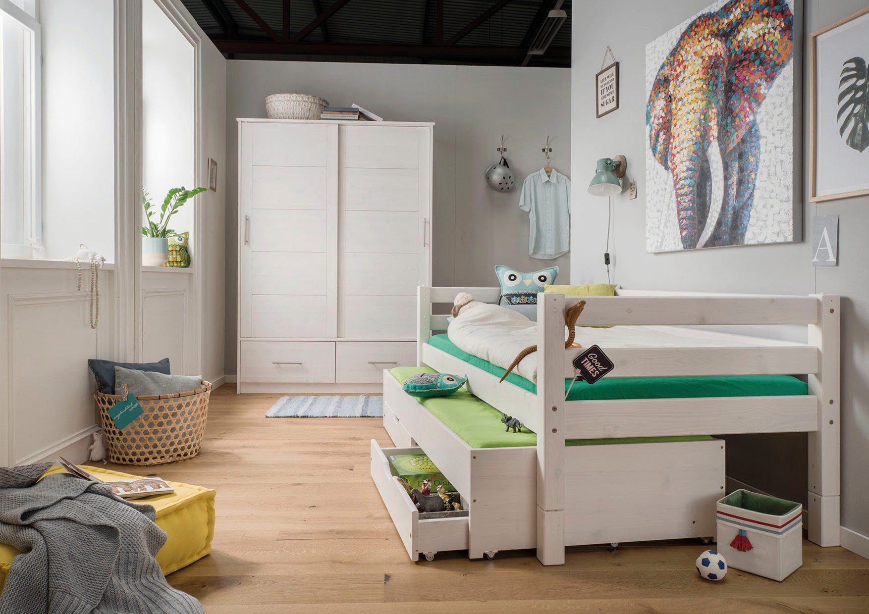 Lüttenhütt Kinderkleiderschrank Henne Schiebetürenschrank, Kleiderschrank mit Schiebetüren, Kiefer massiv
