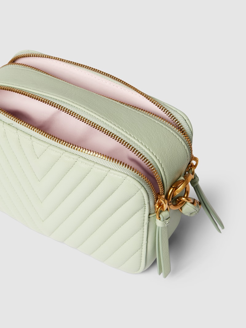 Umhängetasche mit Ziernähten Modell 'ELLA' in mint