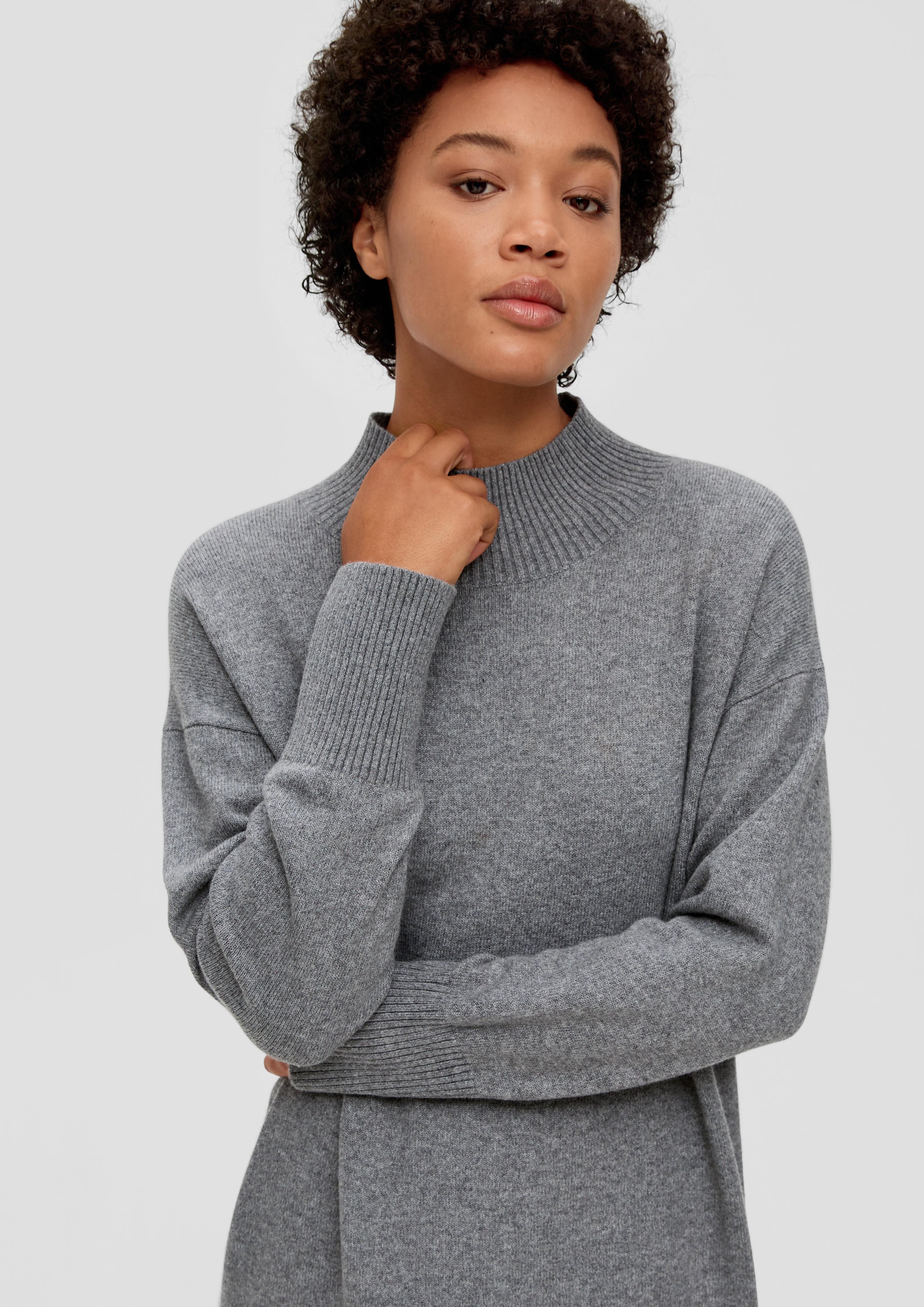 Strickkleid mit Kragenschlitz  2141803-9730