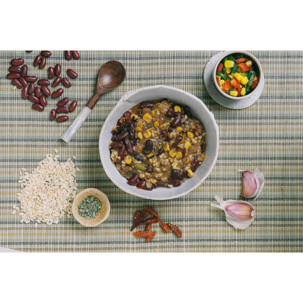 CHILI CON CARNE MIT VOLLKORNREIS-SH - Outdoor Essen
