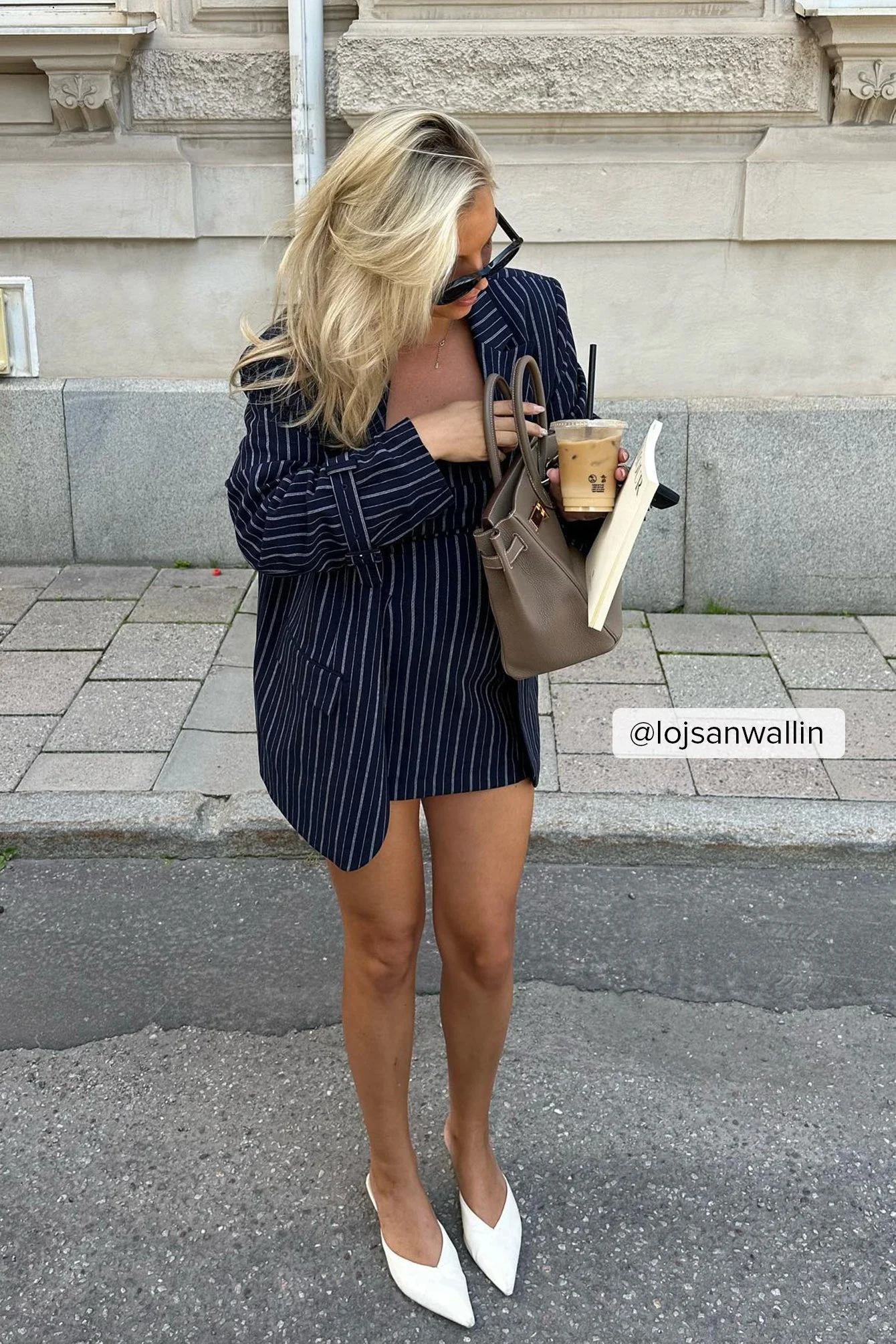 Gestreiftes Minikleid mit Korsett