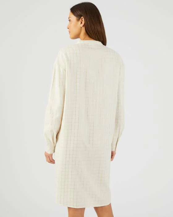 Robe détente boutonnée à carreaux fluide