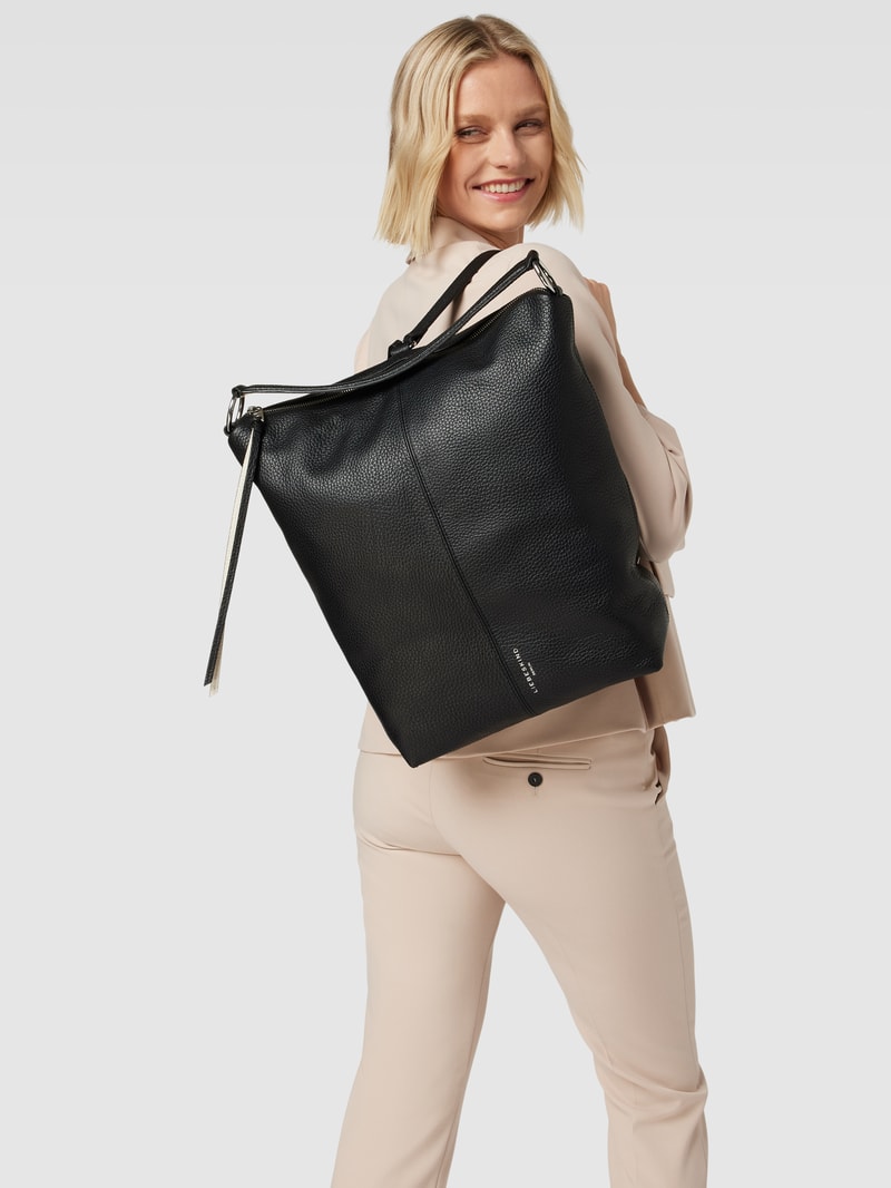 Rucksack aus Leder Modell 'AISSA' in schwarz