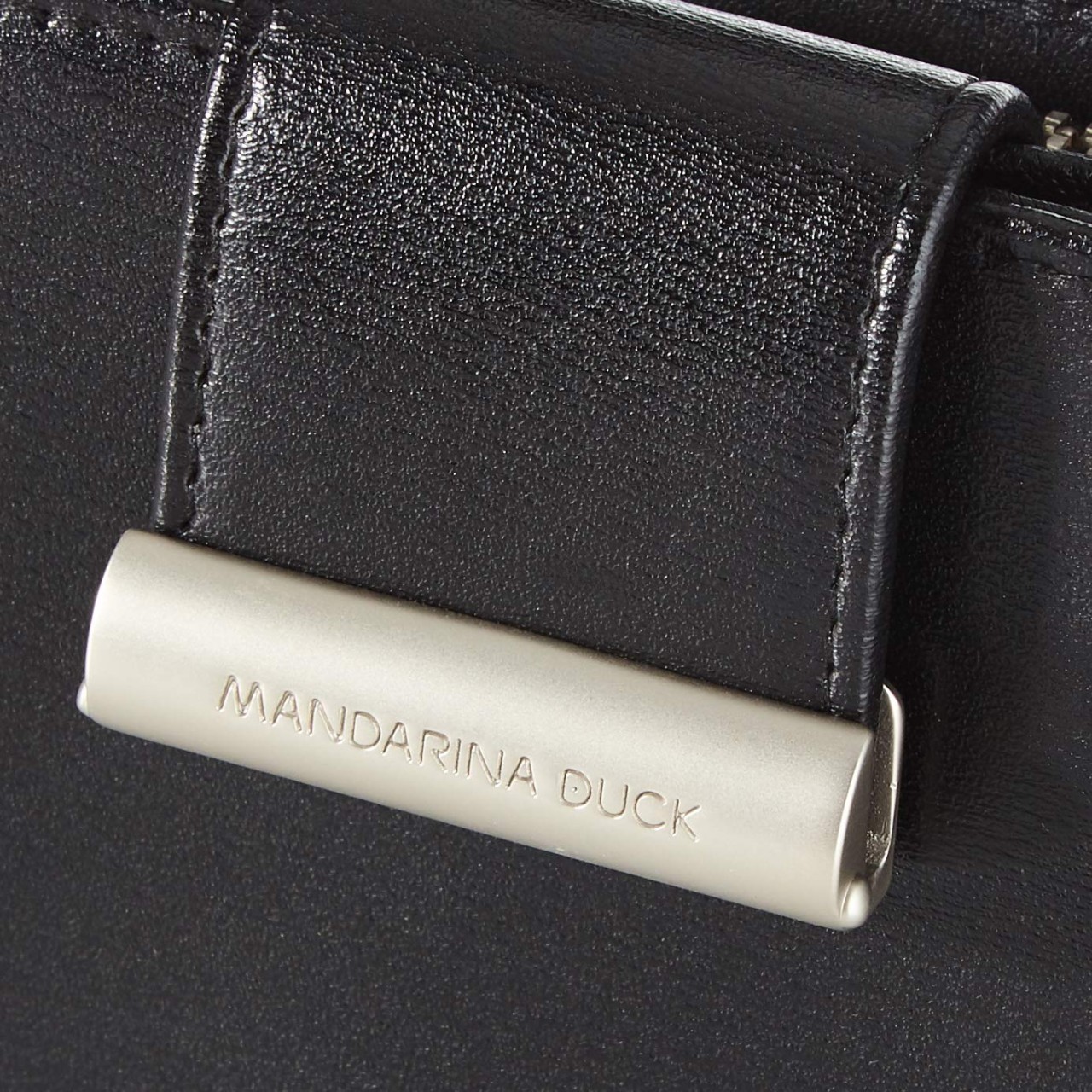 MANDARINA DUCK Handtaschen schwarz Farbe: schwarzMa
