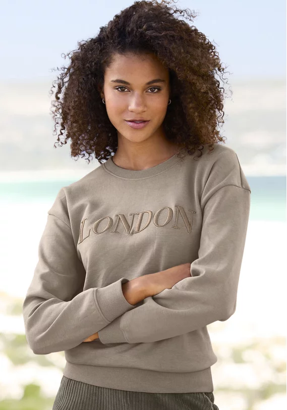 Sweatshirt