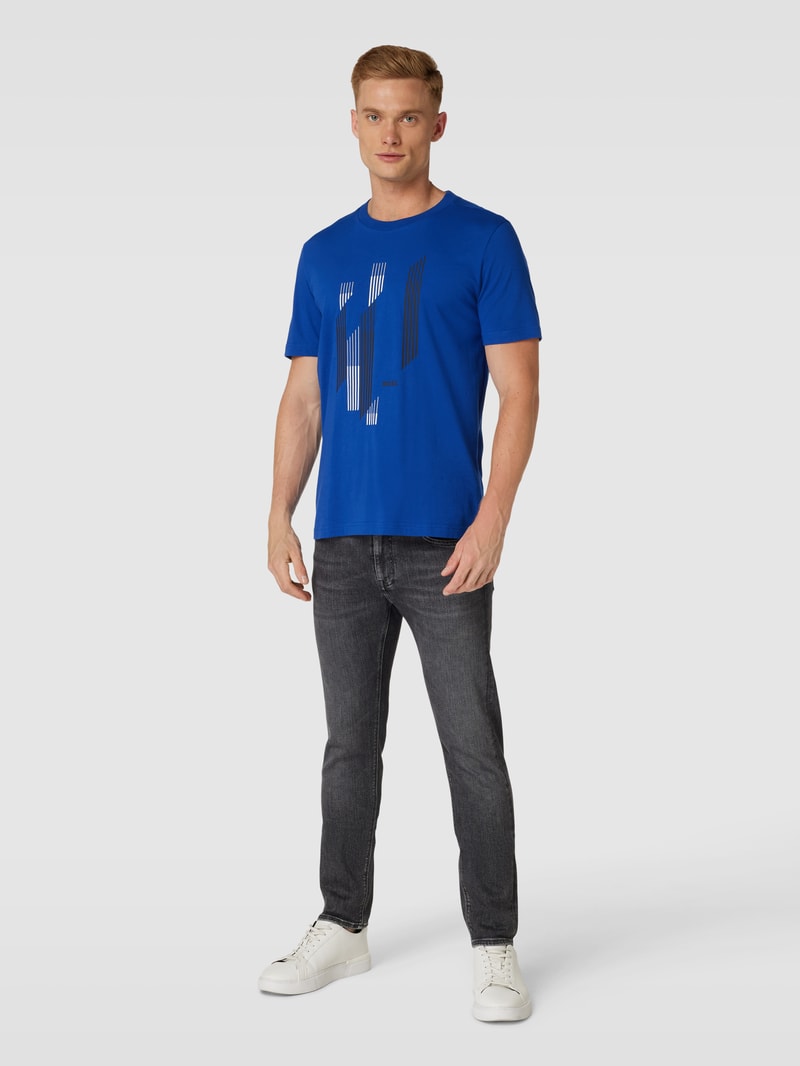 T-Shirt aus Baumwolle mit Label-Detail in royalblau