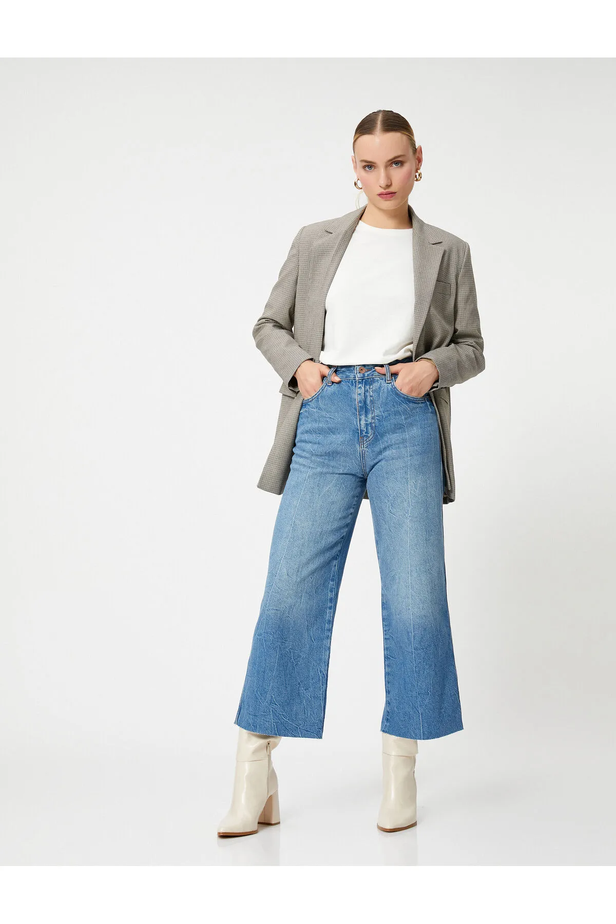 Koton  Extraweite Crop-Jeans – Bianca Crop Jean