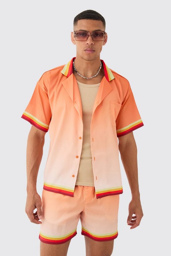 Kurzärmliges kastiges Satin-Hemd mit Farbverlauf & Shorts