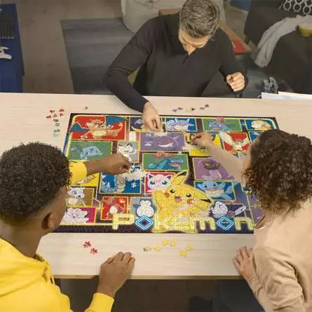 Puzzle 2000 Teile - Leuchtende Pokémon