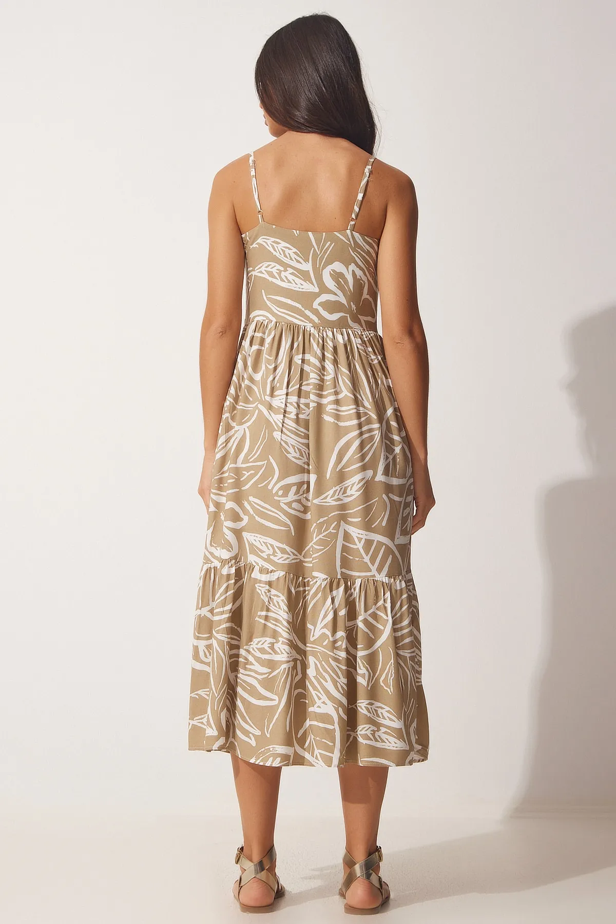 Happiness İstanbul  Beige-weißes Neckholder-Sommerkleid aus Viskose für Damen YU00001