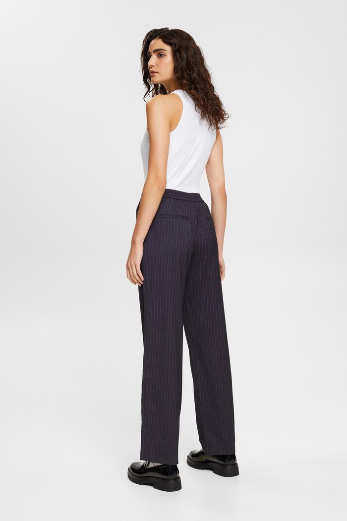 Mid-Rise-Hose mit Nadelstreifen im Jogger-Stil