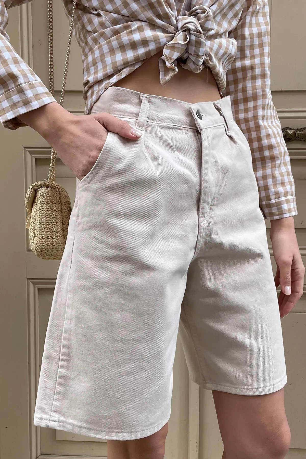 Trend Alaçatı Stili  Beige Bermuda-Jeansshorts für Damen mit hoher Taille und weitem Bein ALC-X8174