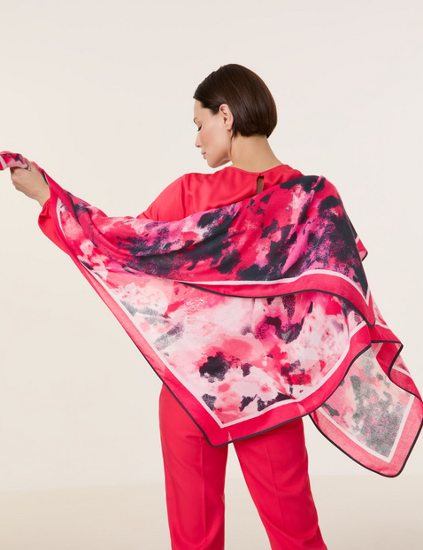 Tuch mit frischem Print