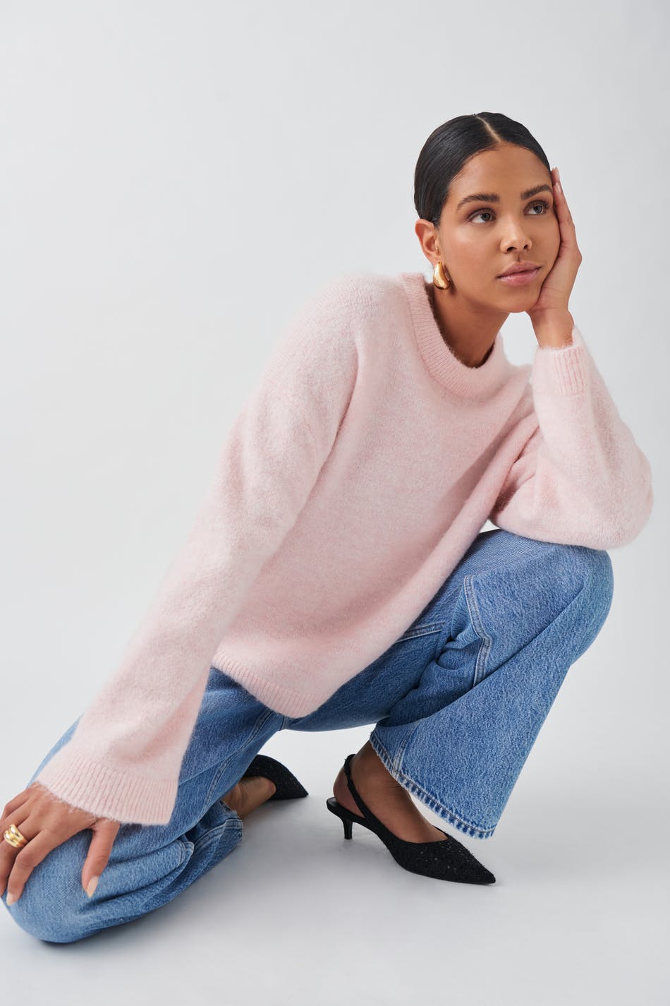 Crew neck knitted sweater