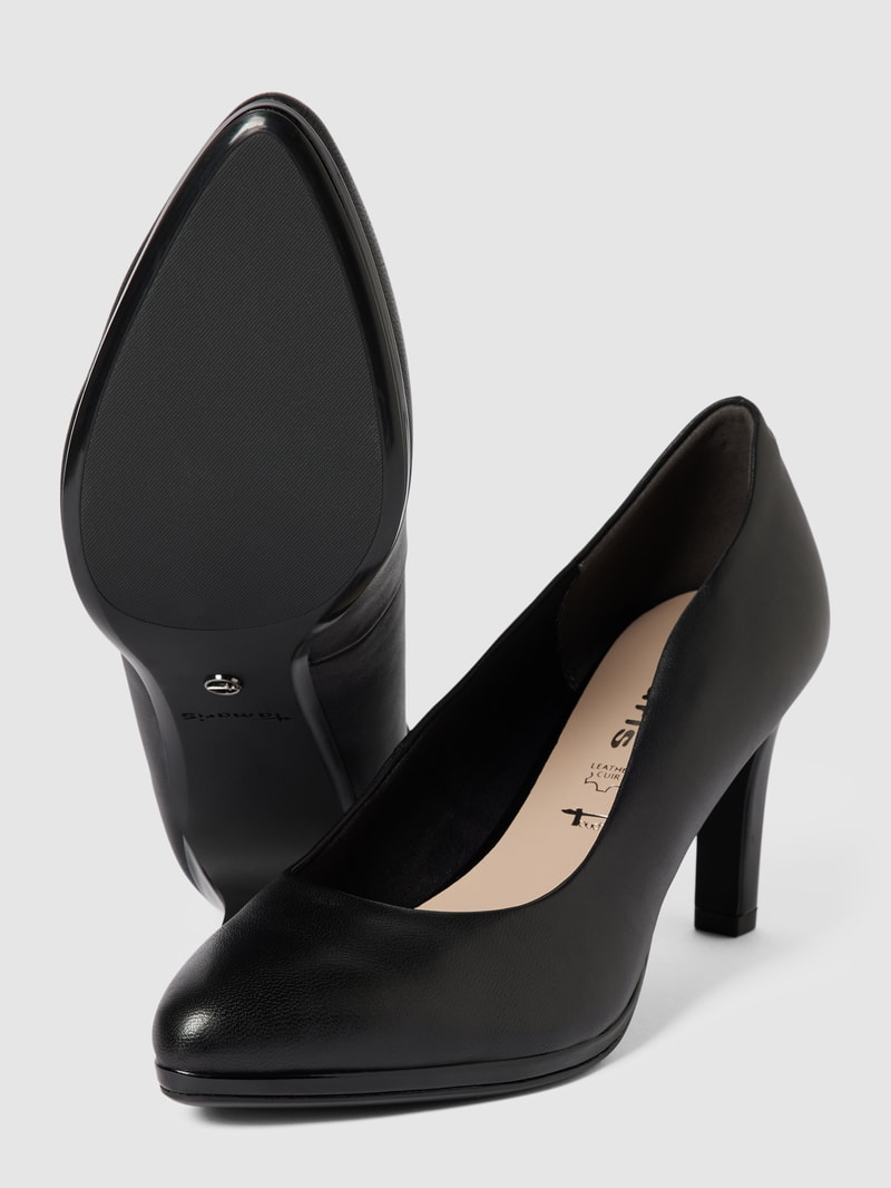 Pumps mit hohem Absatz in schwarz