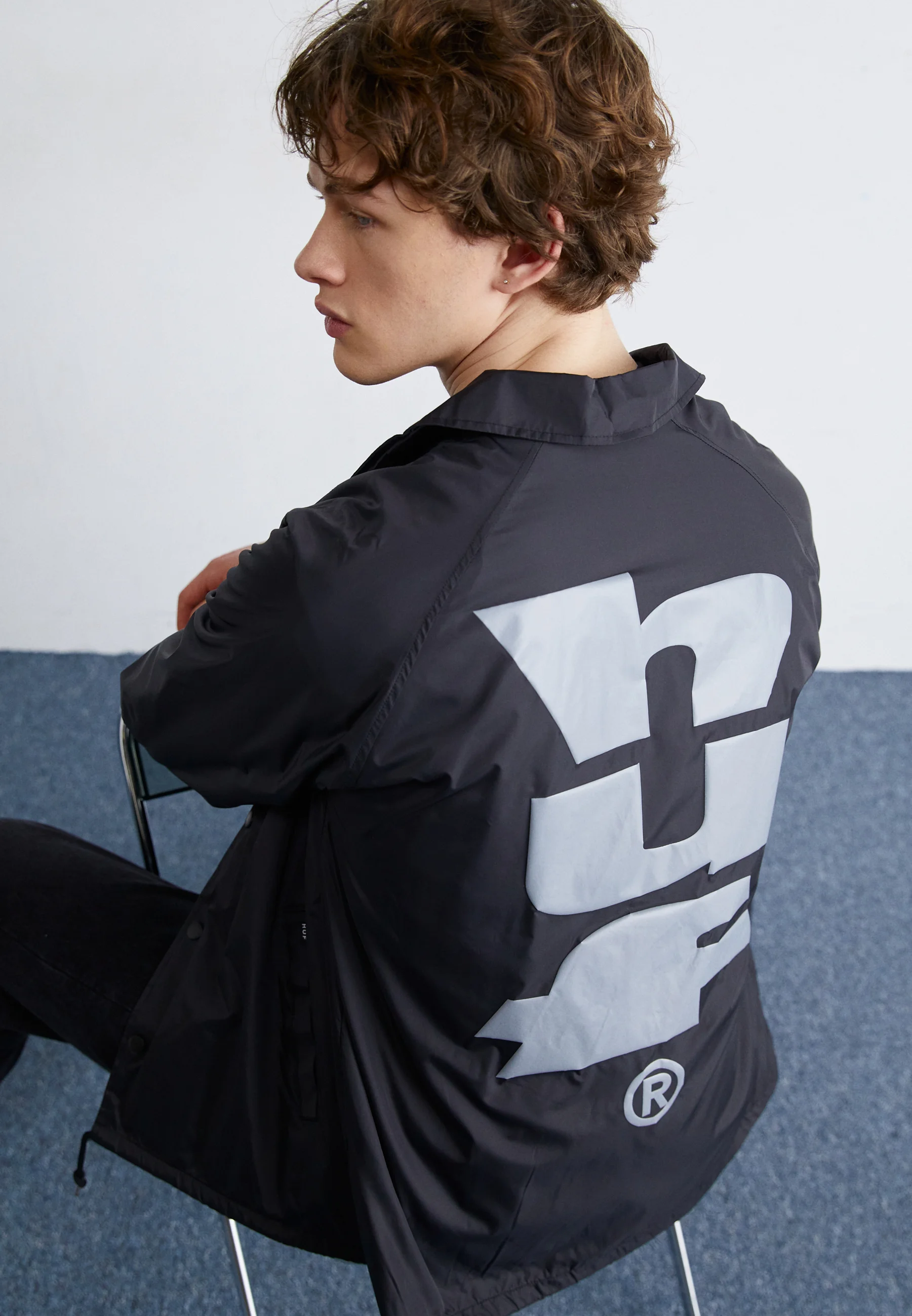 CHAQUETA DE ENTRENADOR HUF MEGABLAST - Chaqueta ligera
