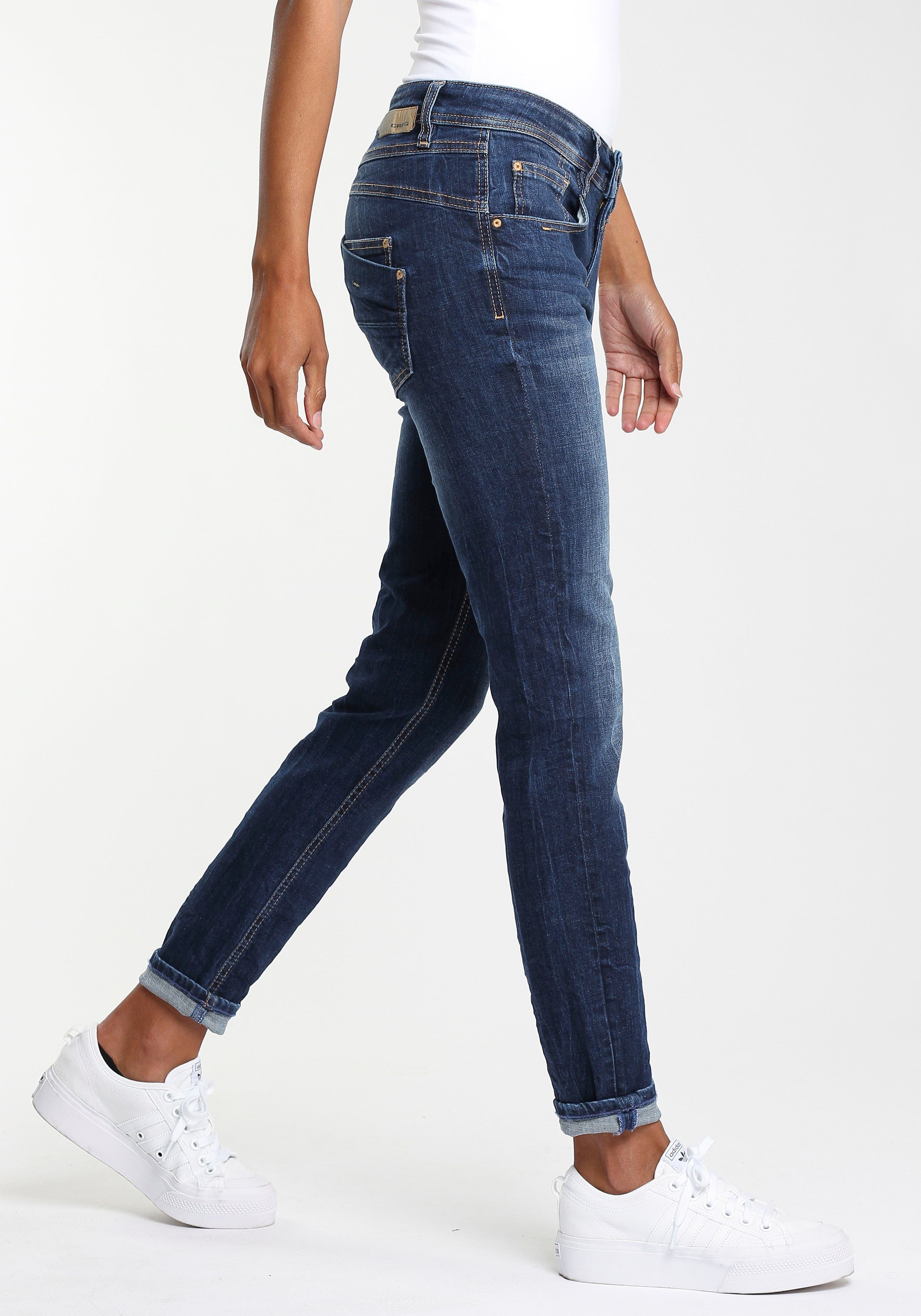 GANG Relax-fit-Jeans 94AMELIE mit doppelter rechter Gesäßtasche