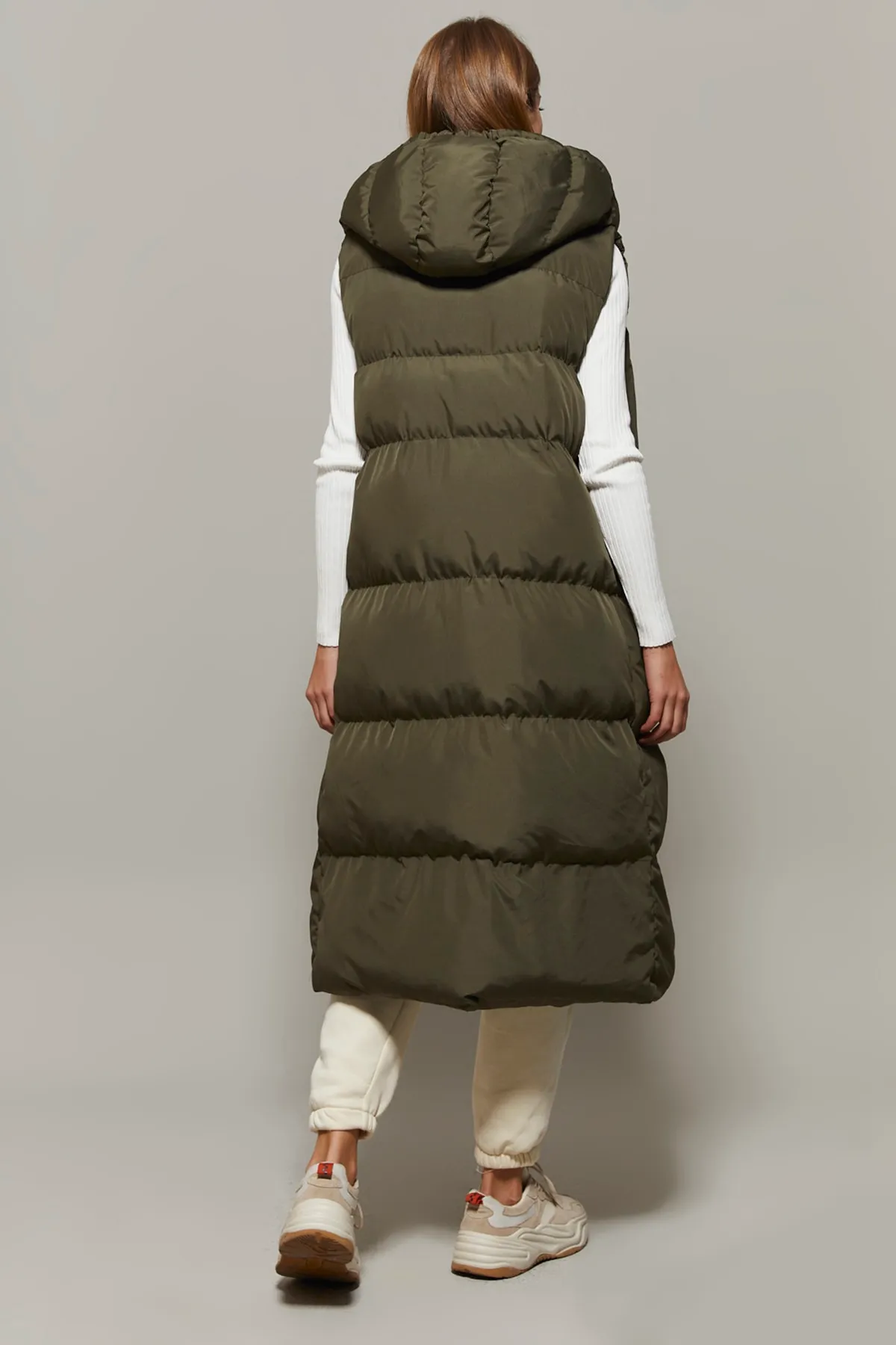 Cool & Sexy  Khakifarbene, ärmellose Pufferweste für Damen DAF05