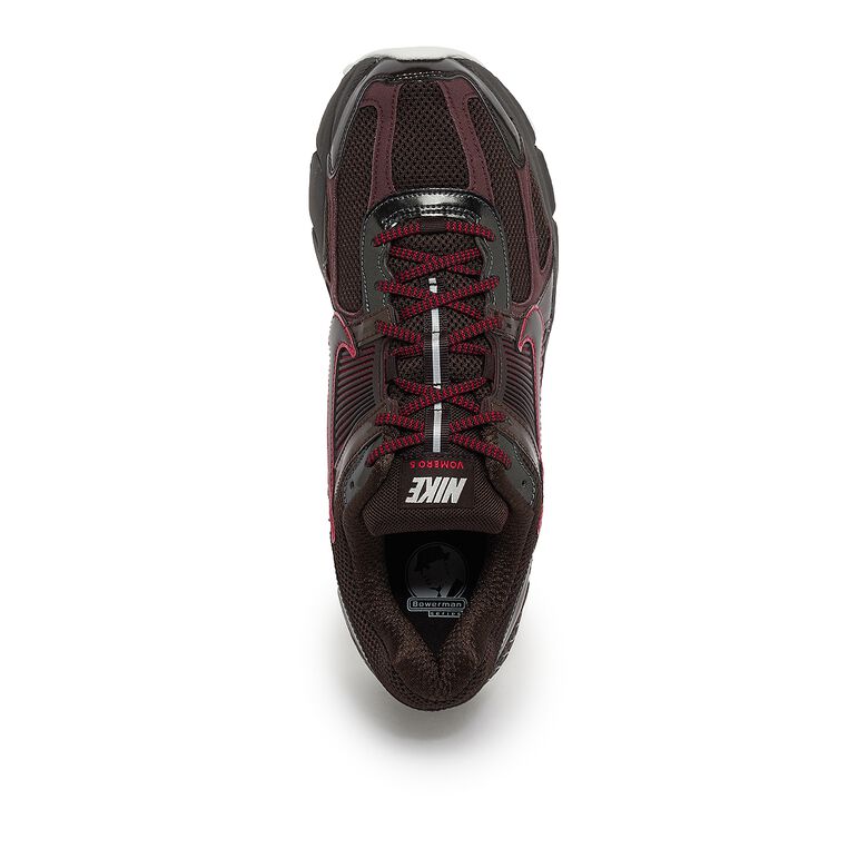NIKE Zoom Vomero 5 