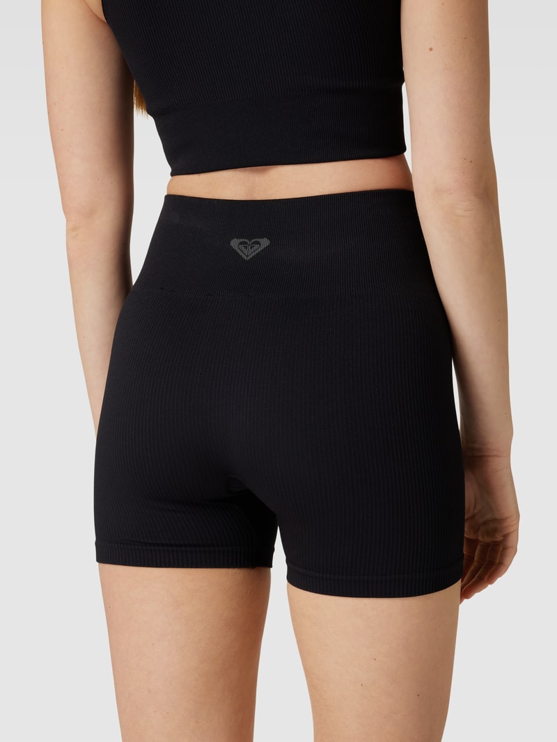 Shorts mit Ripp-Struktur Modell 'CHILL OUT' in schwarz
