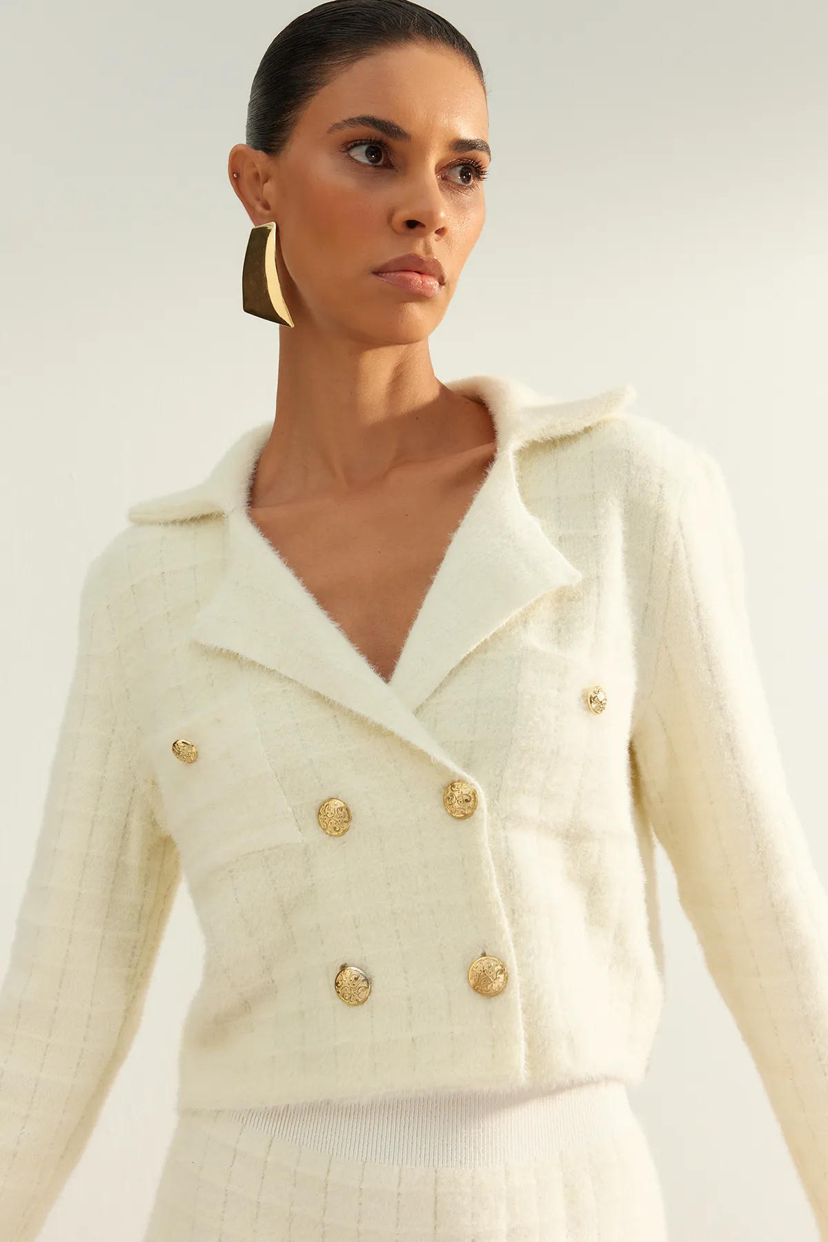 Trendyol Collection  Limited Edition Ecru weiche strukturierte Jacke Form Strickwaren Strickjacke TWOAW24HI00410