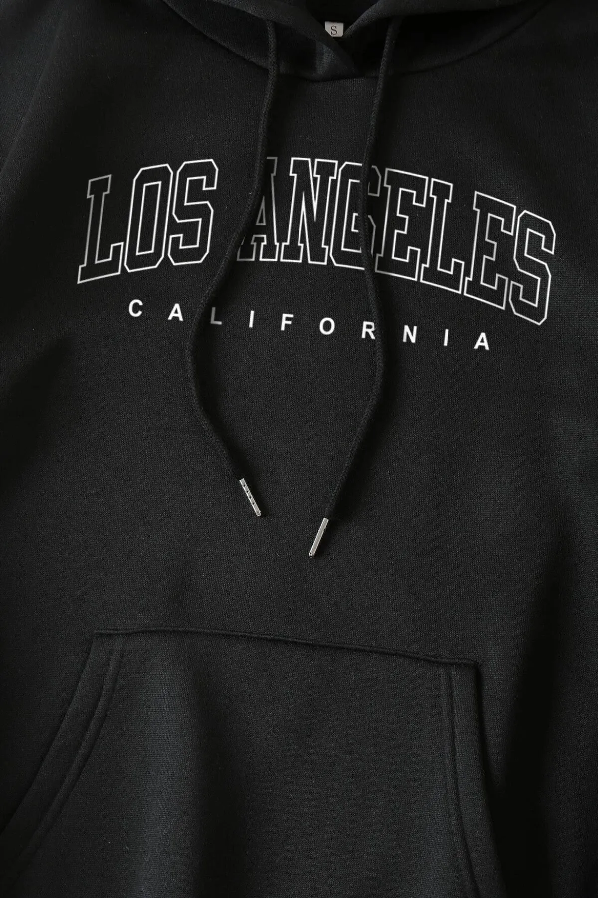 MODAGEN  Unisex-Kapuzenpullover in Schwarz mit Los Angeles-Aufdruck und Oversize-Sweatshirt