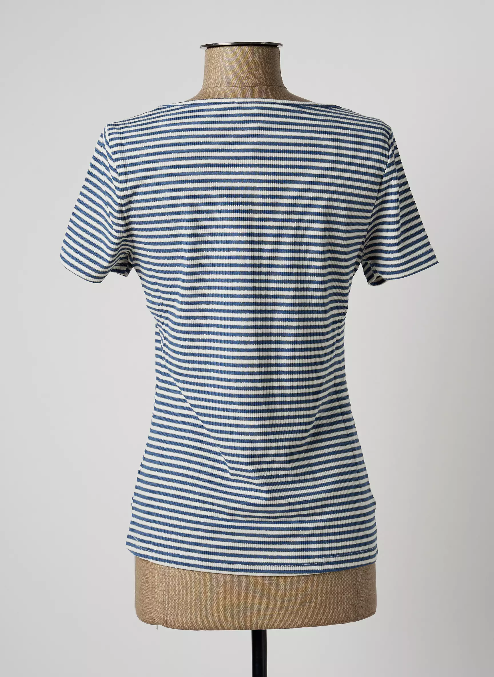 Almae Tshirts Femme couleur bleu