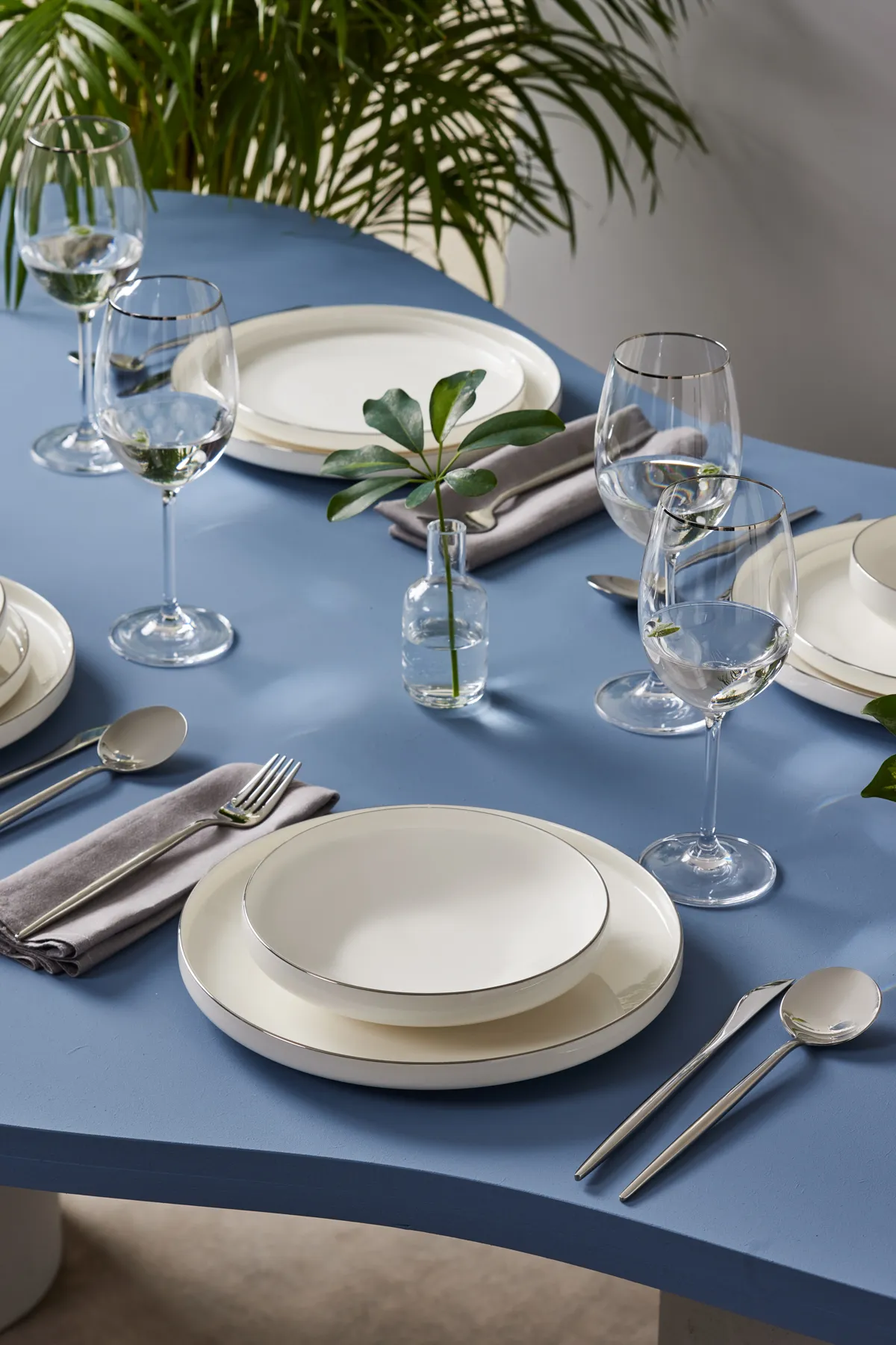 Karaca  Streamline New Saturn New Bone 24-teiliges Esstisch-Set für 6 Personen, Platin