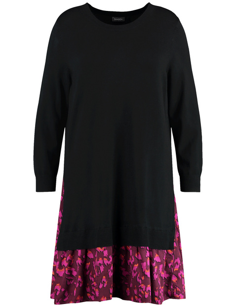 Strickkleid mit Saumvolant