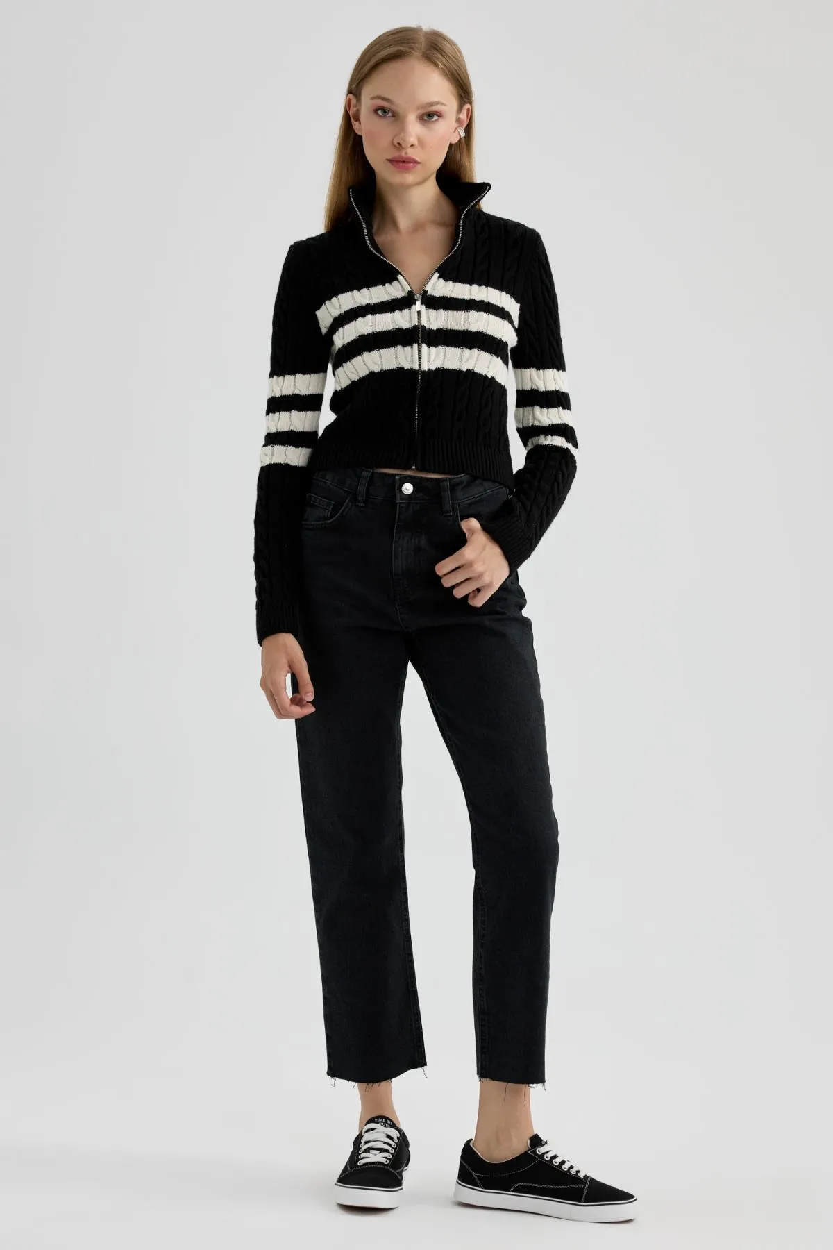 DeFacto  Slim-Fit-Cardigan mit Rollkragen