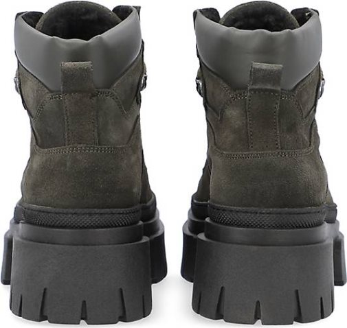 Another A Winterboot