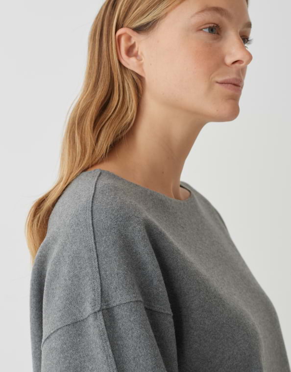 Sweater Gudila