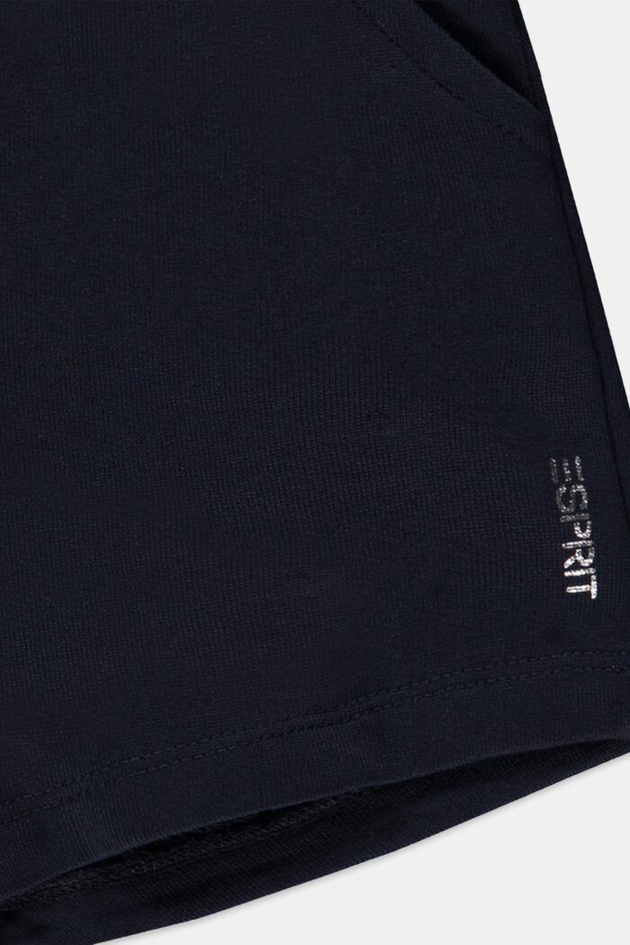 Shorts knitted