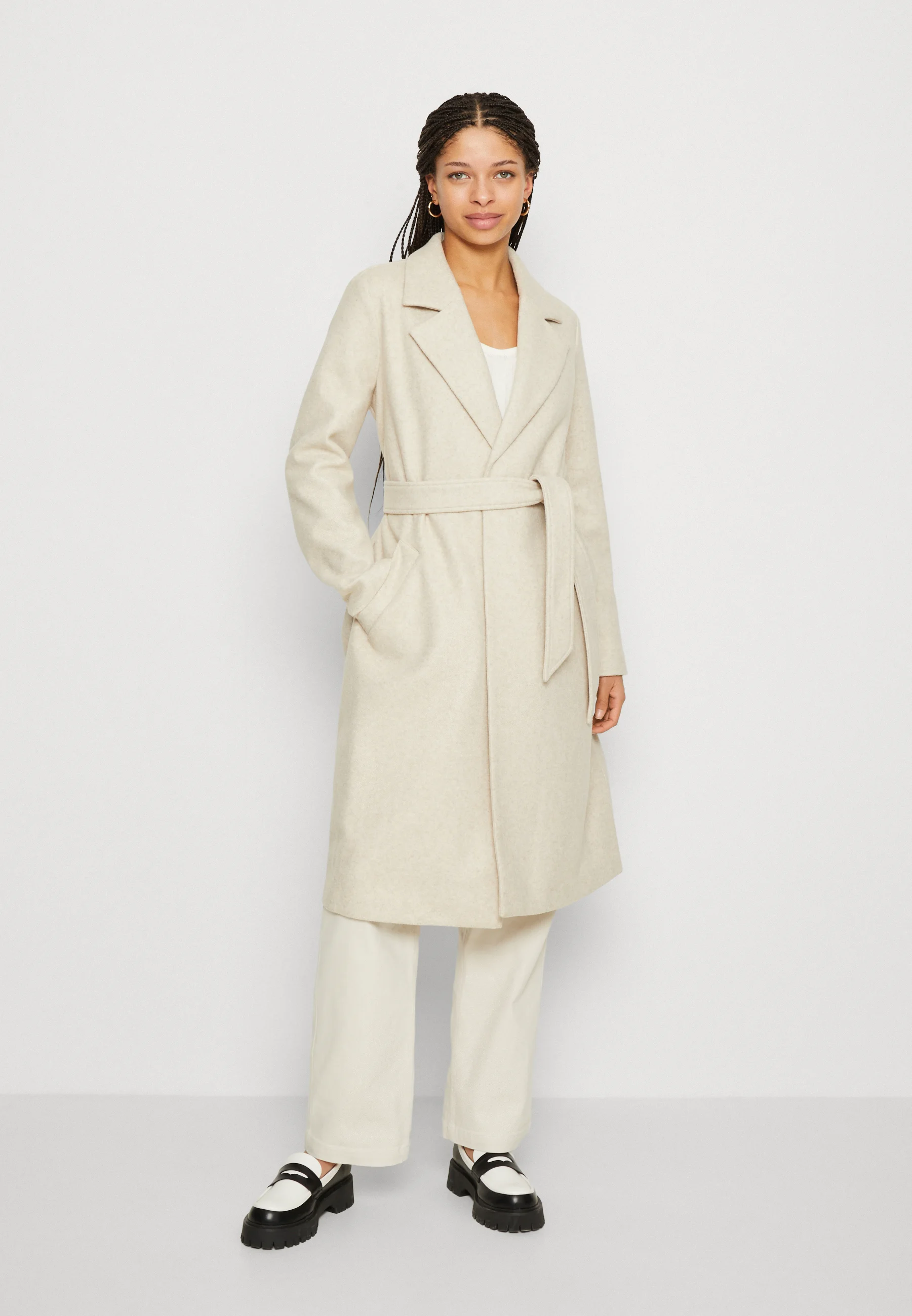 Vero Moda VMFORTUNEAYA SS23NOOS - Abrigo clásico