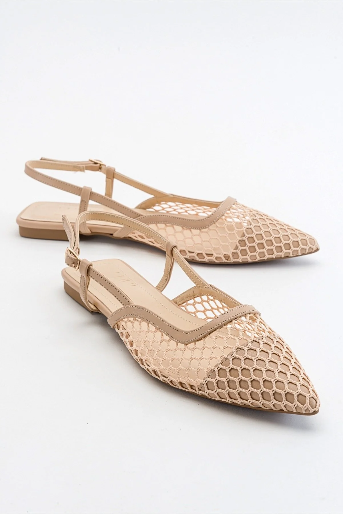 LuviShoes  Brace Beige Skin Damensandalen