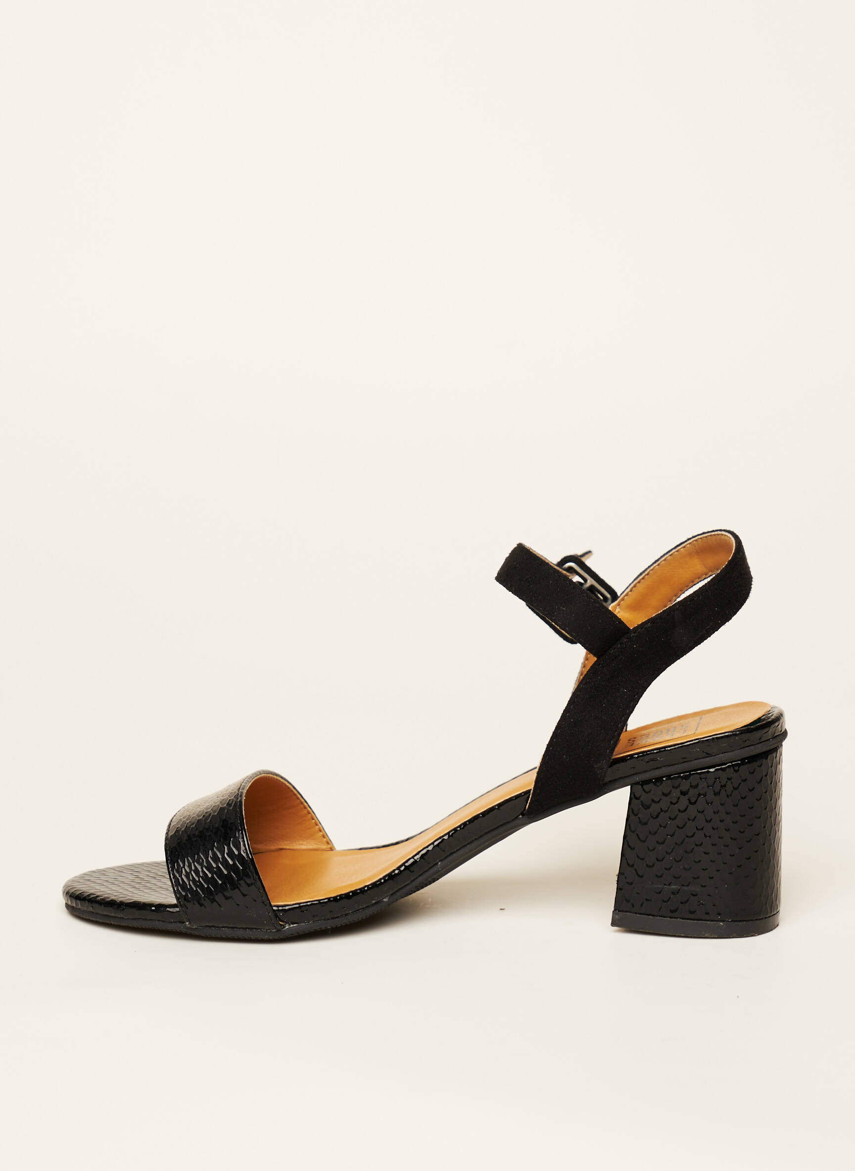 I Love Shoes Sandales Nu Pieds Femme couleur noir